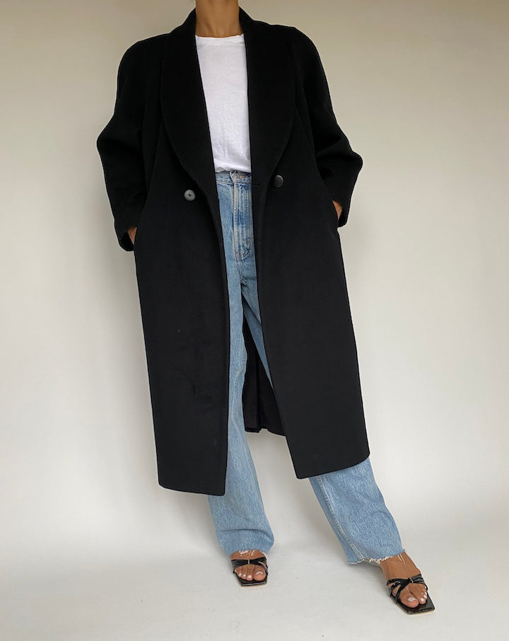 VINTAGE LONG BLACK COAT 1021