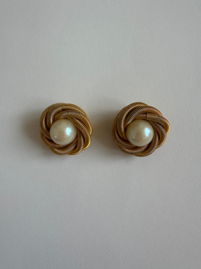 Vintage gold knot clip-on earrings with pearl center