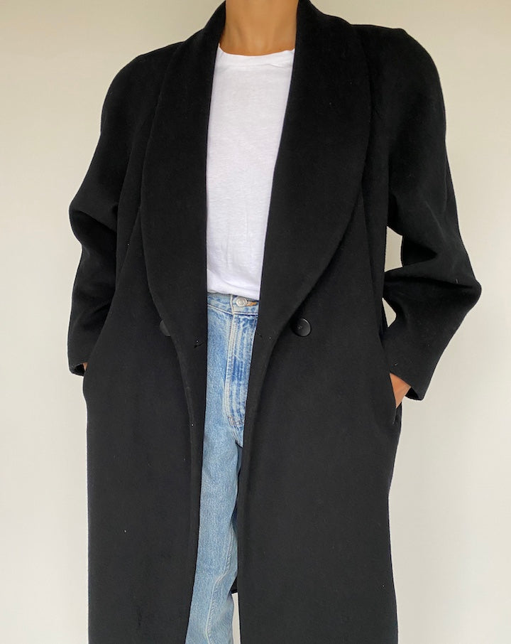VINTAGE LONG BLACK COAT 1021
