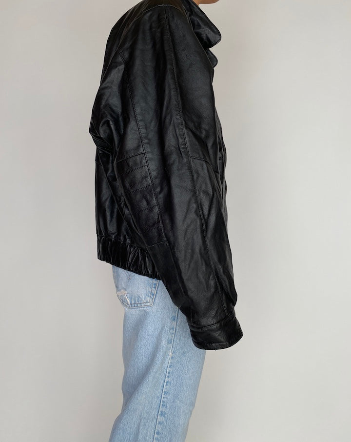 VINTAGE OVERSIZED BLACK LEATHER JACKET 2942