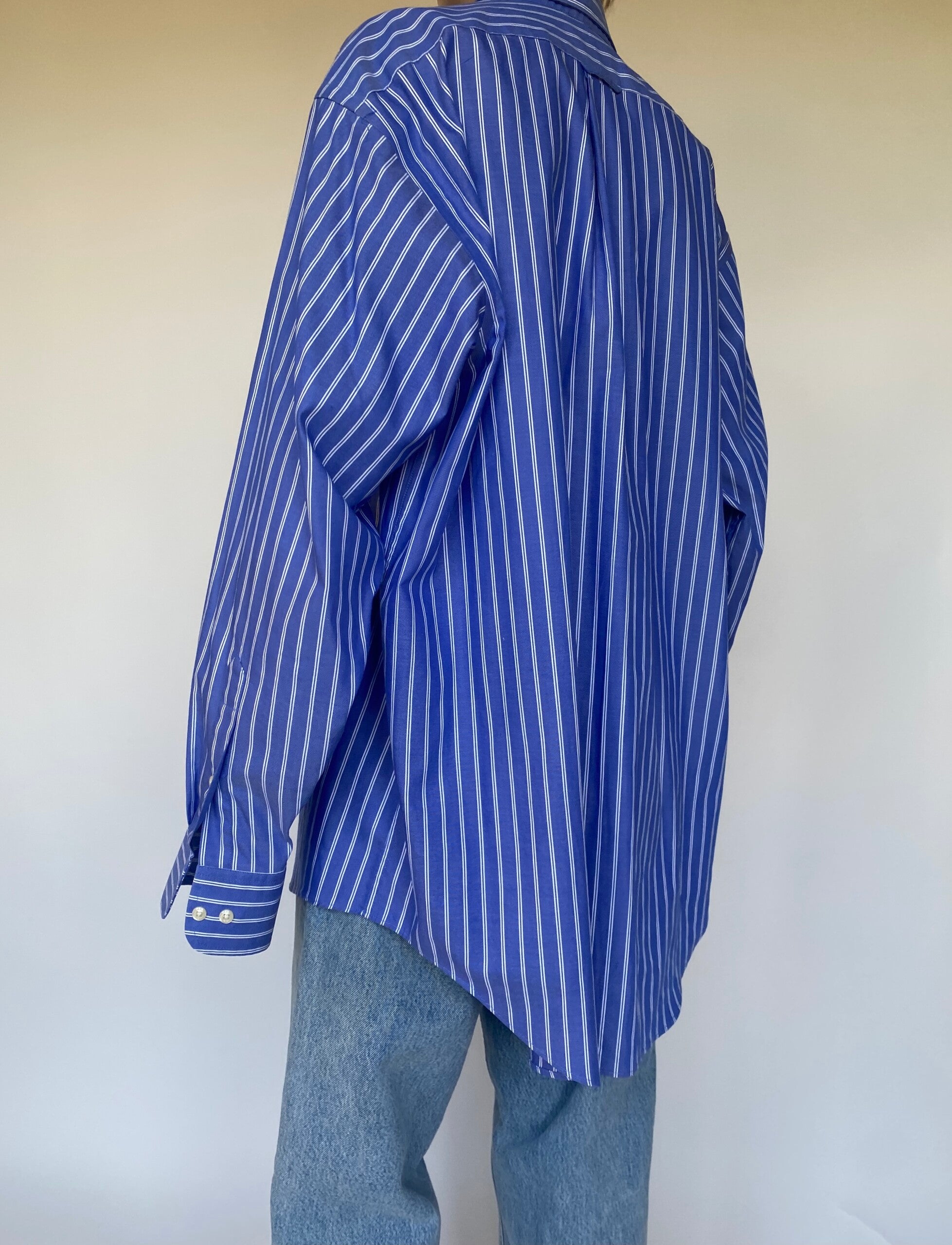 VINTAGE OVERSIZED BLUE STRIPED SHIRT 3479