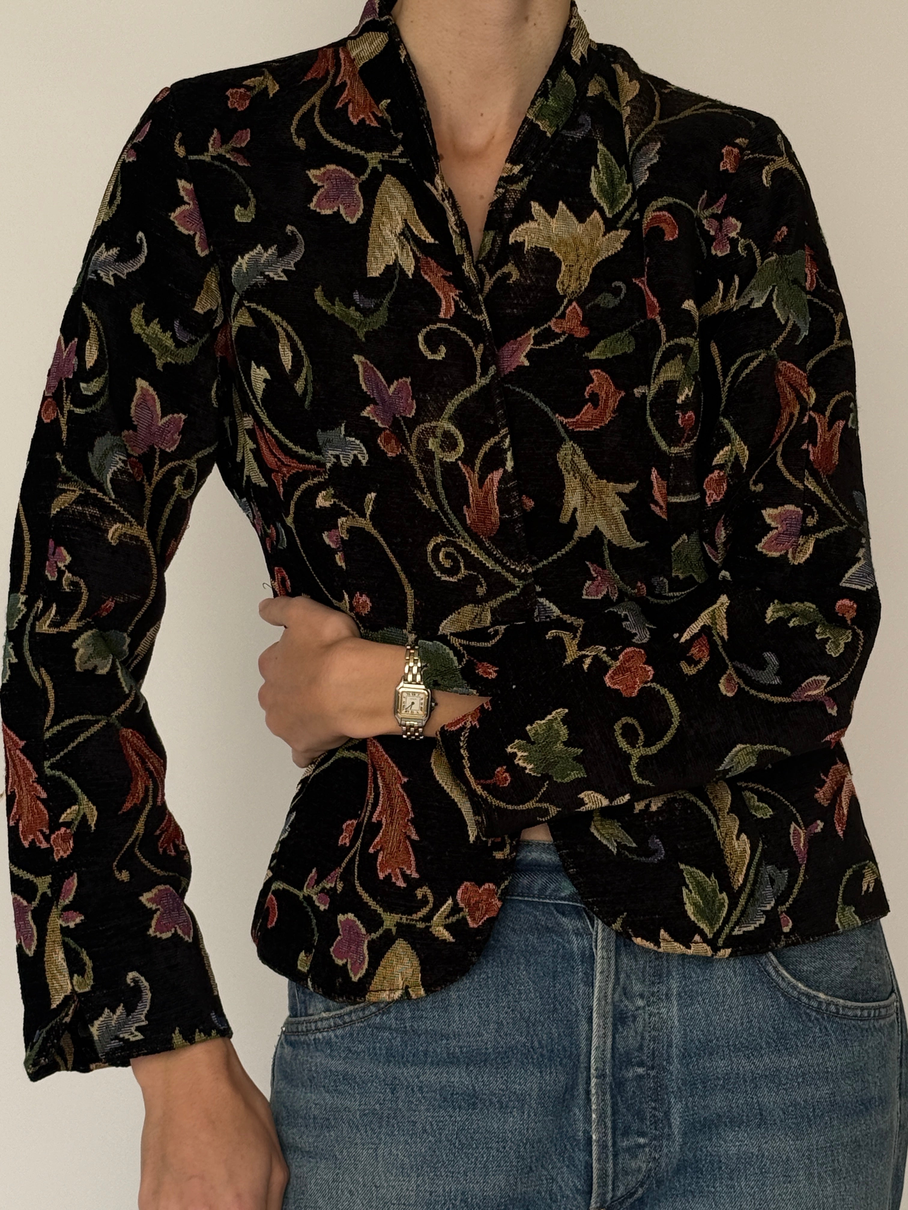 Vintage tapestry jacquard jacket black close up