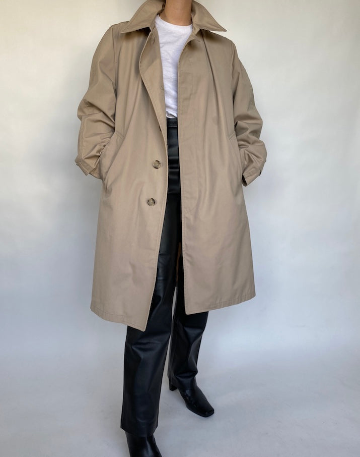VINTAGE BEIGE COAT 416