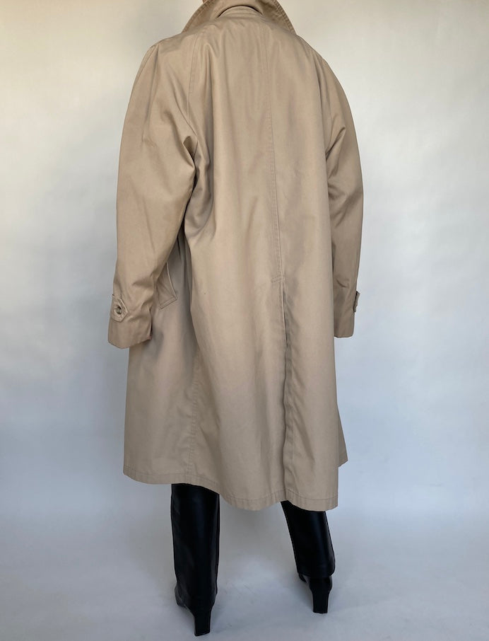 VINTAGE BEIGE COAT 416