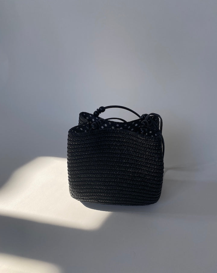 VINTAGE BLACK BASKET PURSE