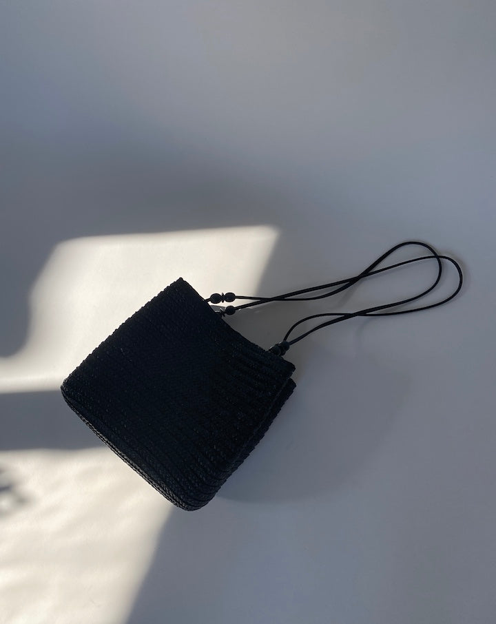 VINTAGE BLACK BASKET PURSE