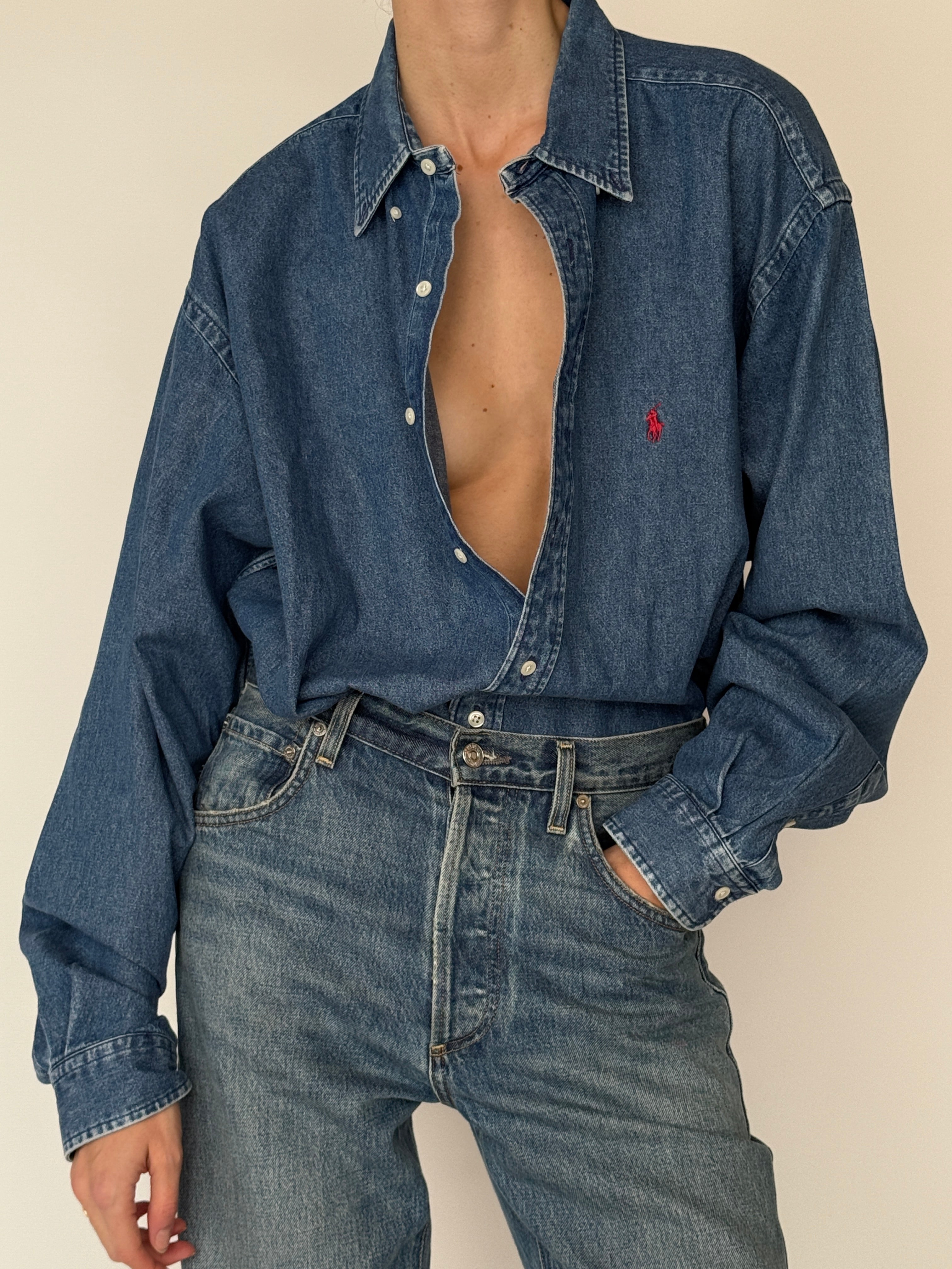 Vintage oversized denim shirt with point collar and straight hem in blue