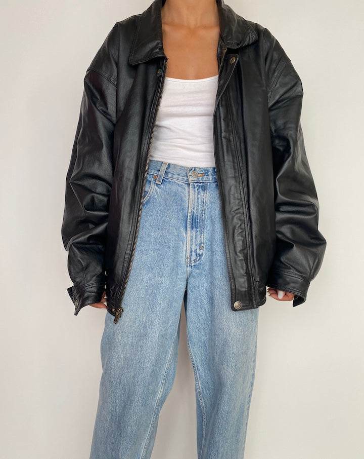 VINTAGE OVERSIZED BLACK LEATHER JACKET 2996