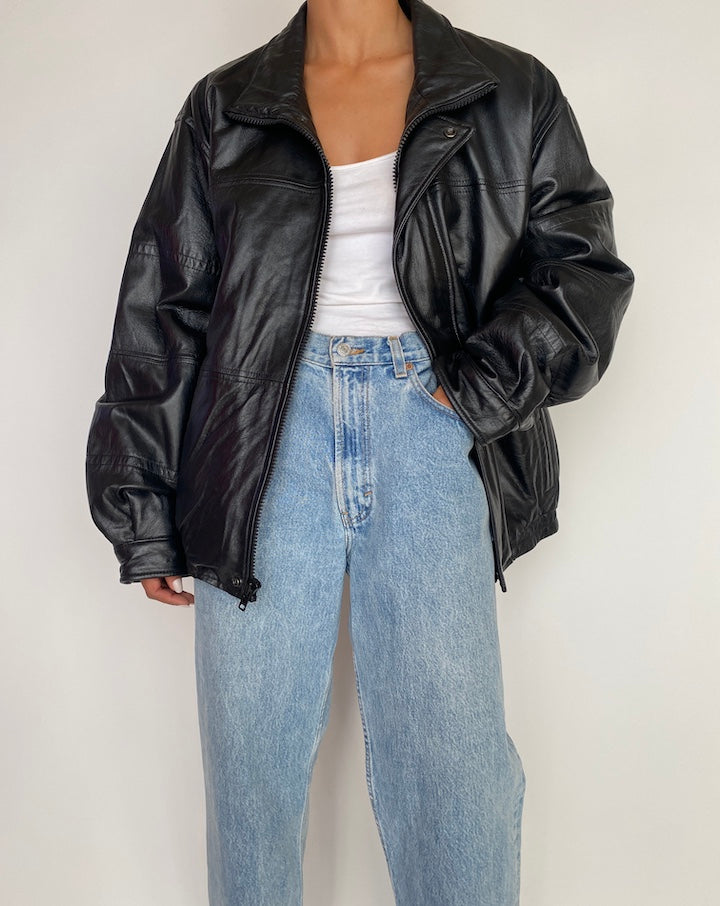 VINTAGE OVERSIZED BOXY BLACK LEATHER JACKET 3000