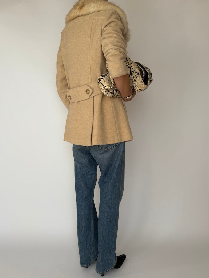 Vintage Beige Coat With Fur Collar 2175