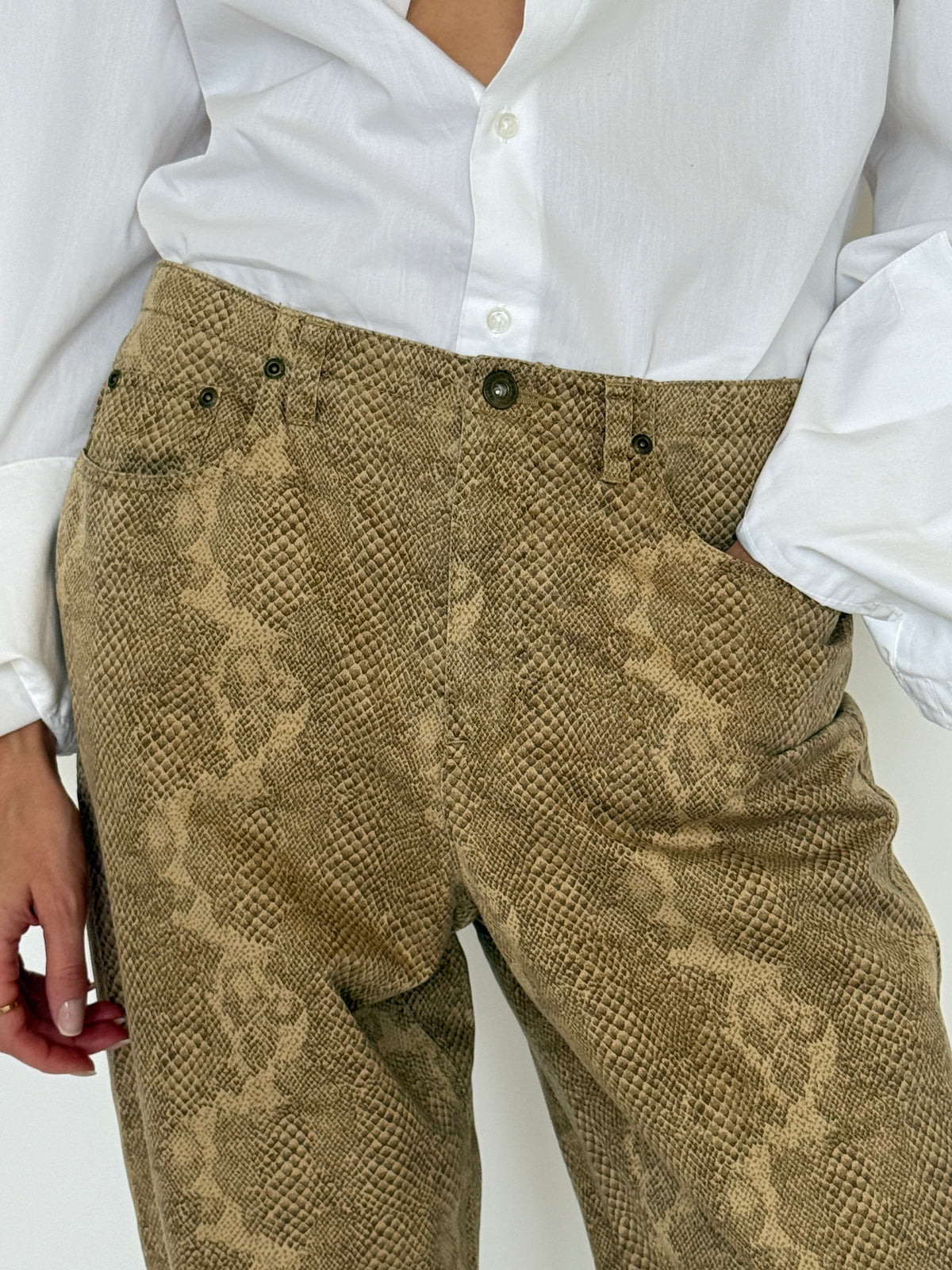 Vintage Tan Snakeskin Print Pants 8381