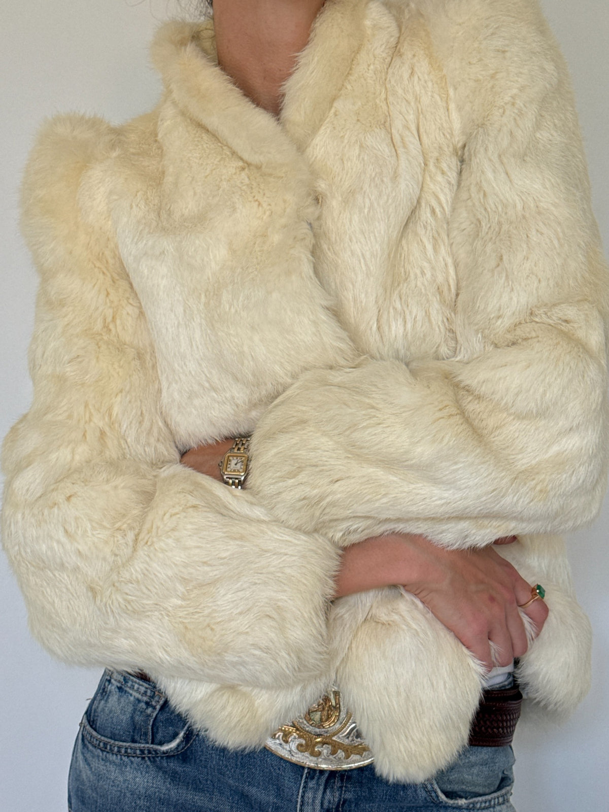 Vintage ivory real fur jacket collar detail