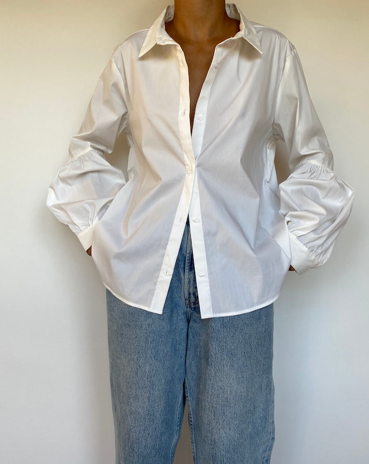VINTAGE WHITE CALVIN KLEIN BLOUSE 1668
