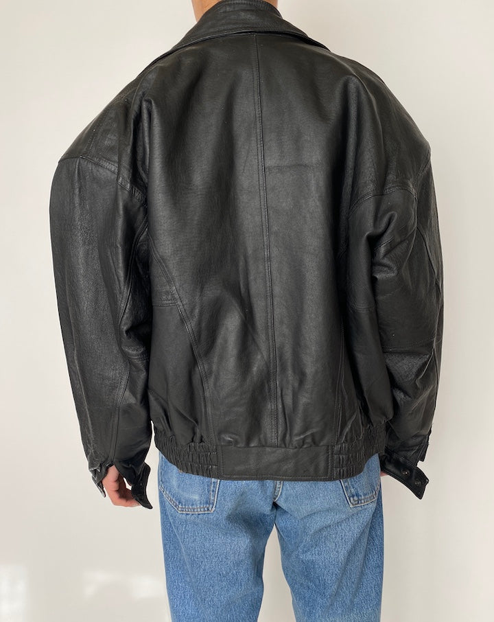 VINTAGE OVERSIZED BLACK LEATHER JACKET 2464