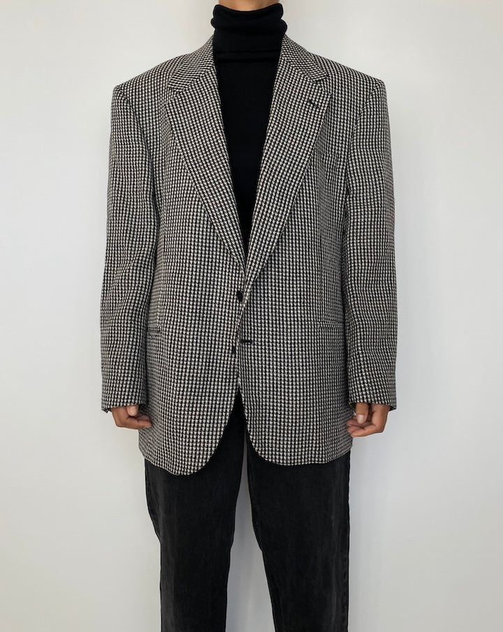 VINTAGE BLACK AND WHITE WOOL BLAZER 1679