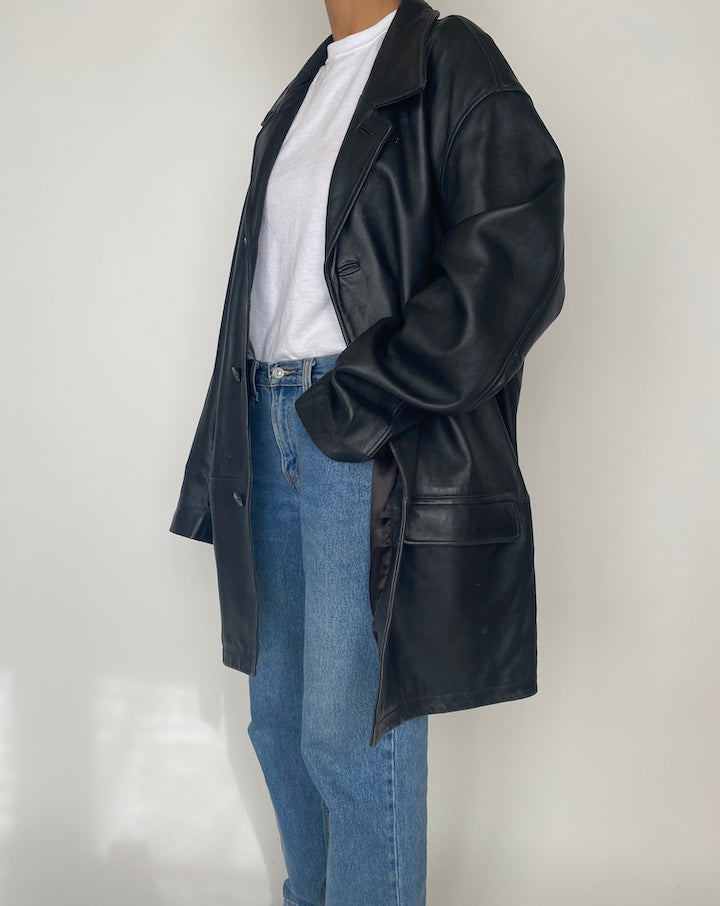 VINTAGE OVERSIZED BLACK LEATHER JACKET 2468