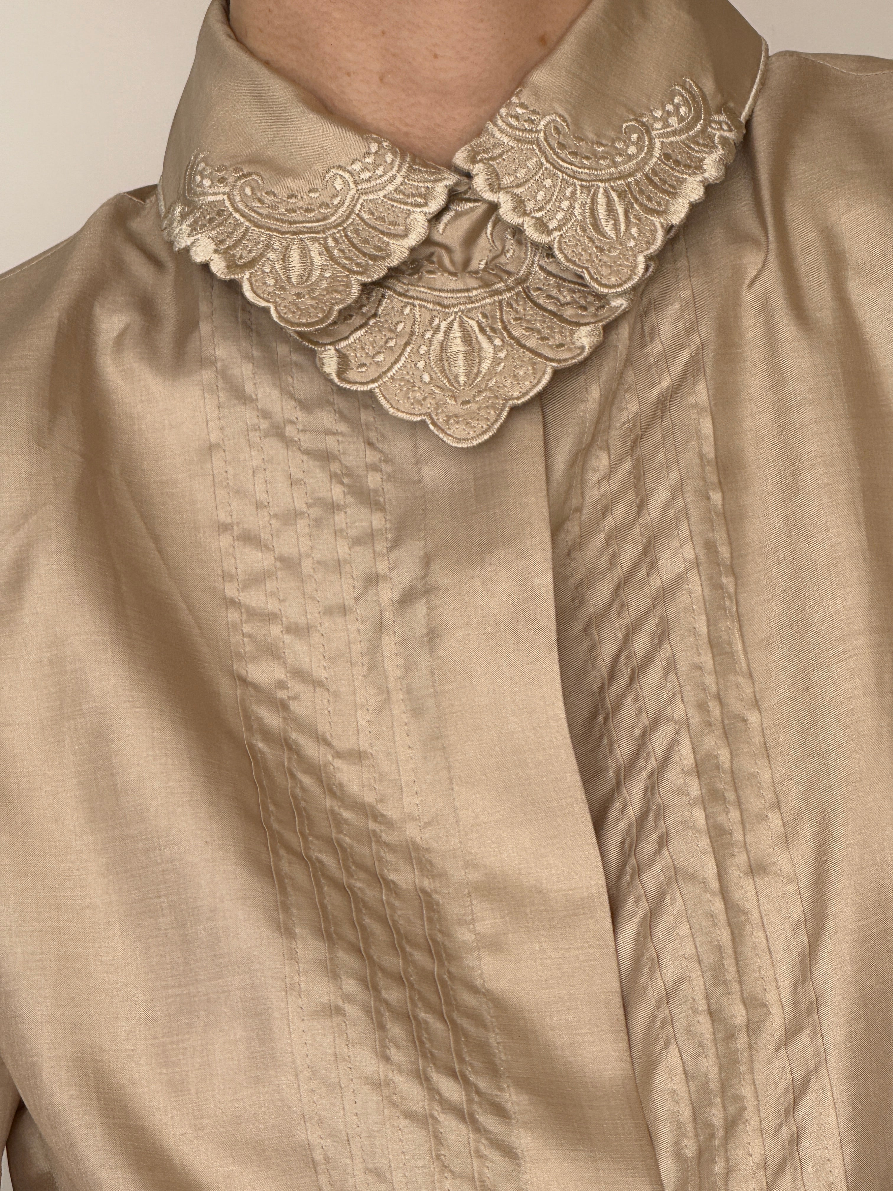 Vintage champagne embroidered collar blouse pintuck front detail