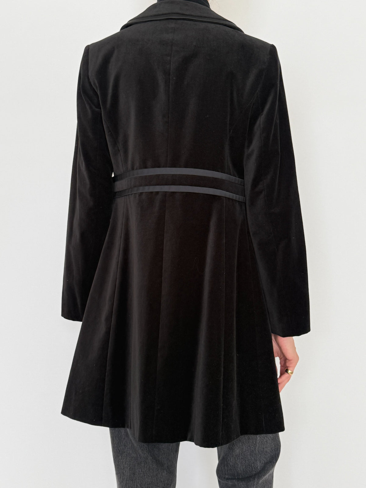 Vintage black velvet tailored coat 8453