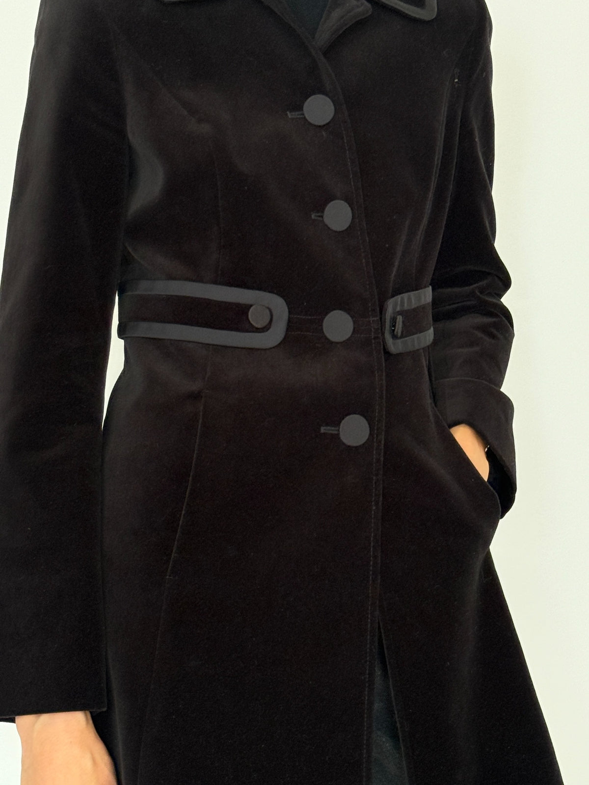 Vintage black velvet tailored coat 8453