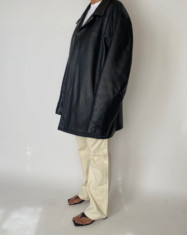 VINTAGE OVERSIZED BLACK LEATHER JACKET 2479