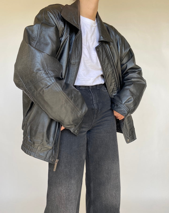 VINTAGE BLACK LEATHER JACKET 431