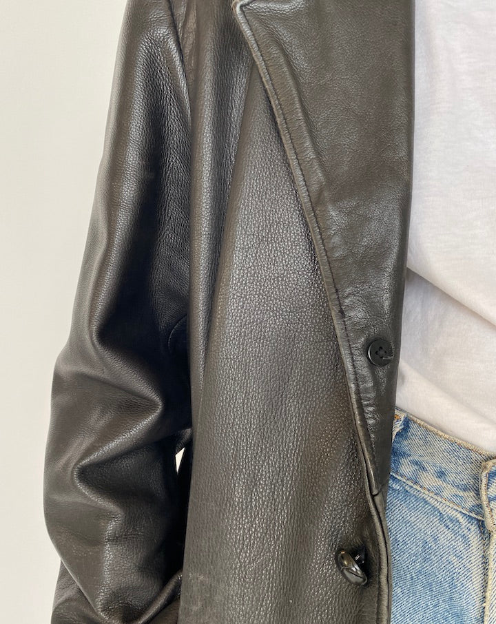 VINTAGE BLACK LEATHER JACKET 3927