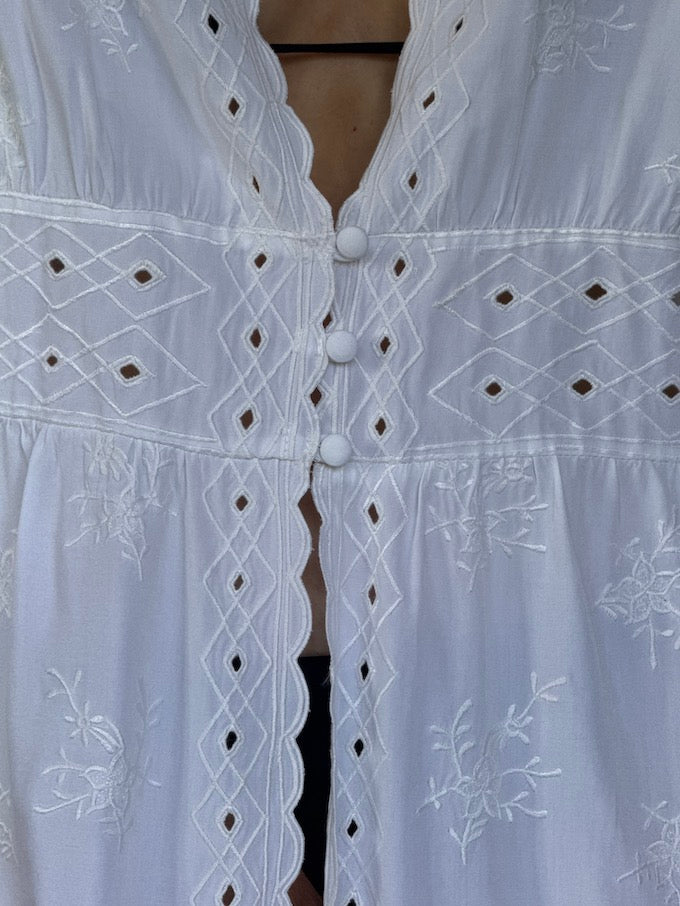 Vintage Embroidered Cover-Up white 6374
