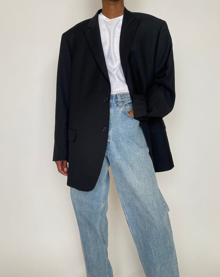 VINTAGE OVERSIZED BLACK STRIPED BLAZER 3933