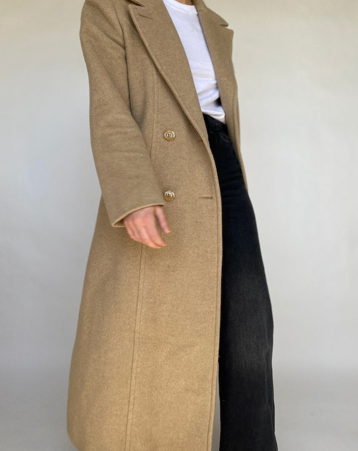 VINTAGE LONG BEIGE COAT 433