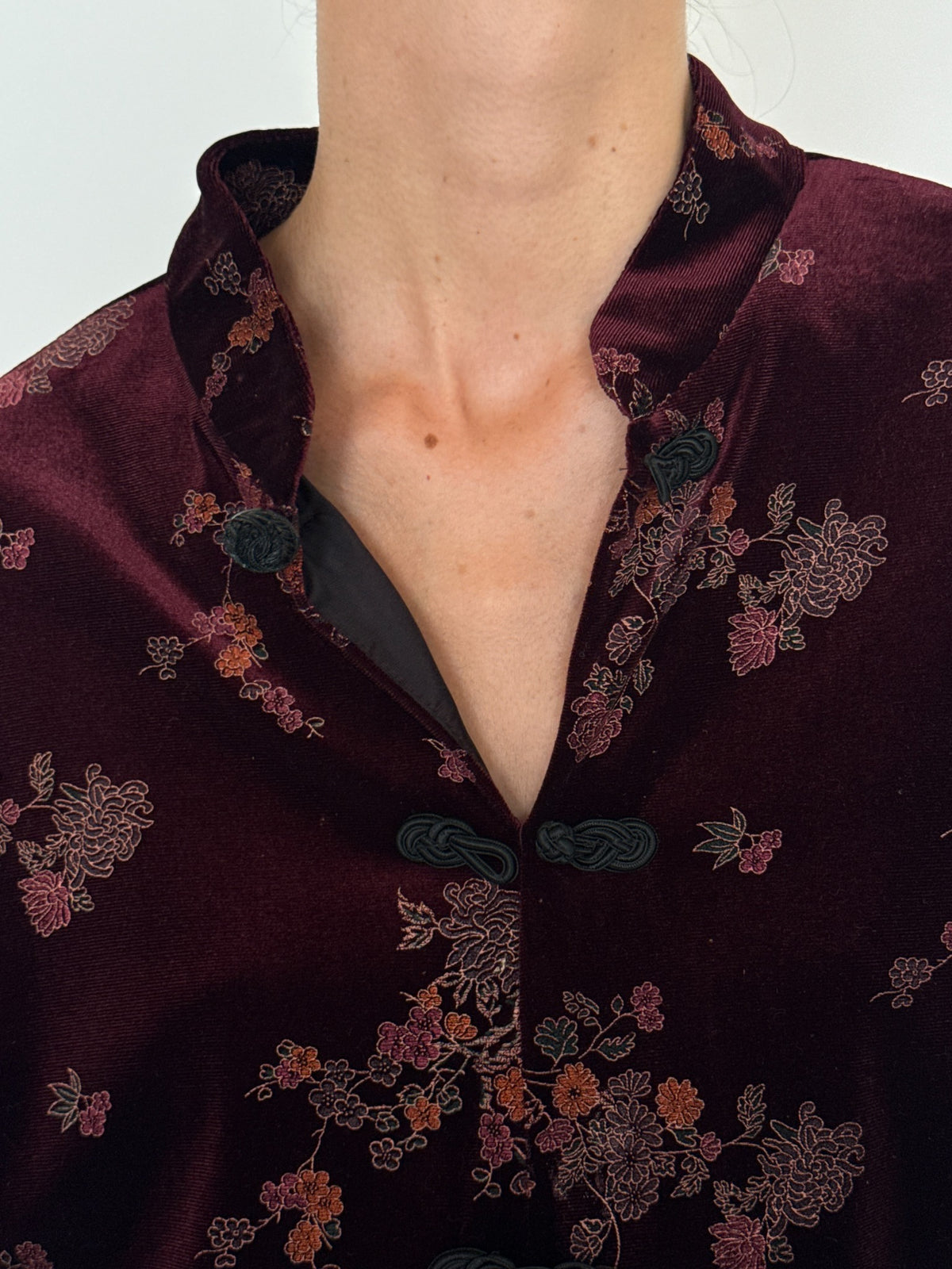Vintage Asian-Inspired Floral Velvet Mandarin Collar Top Plum 8454