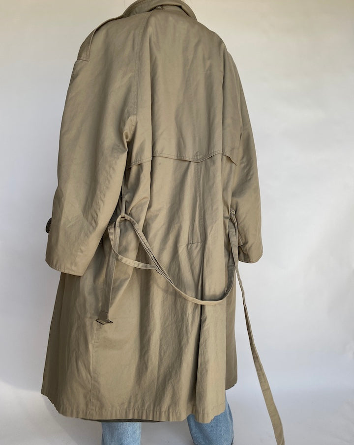VINTAGE OVERSIZED BEIGE TRENCH COAT 436