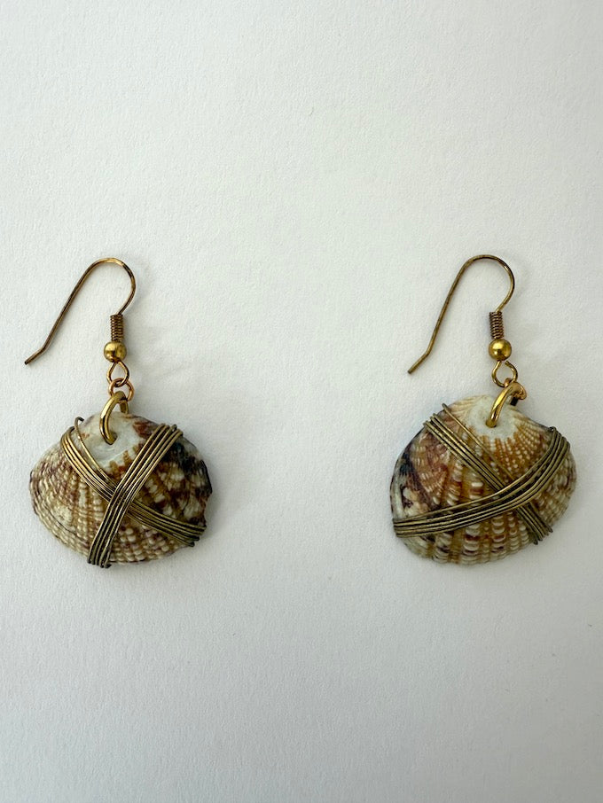 Vintage drop seashell Earrings