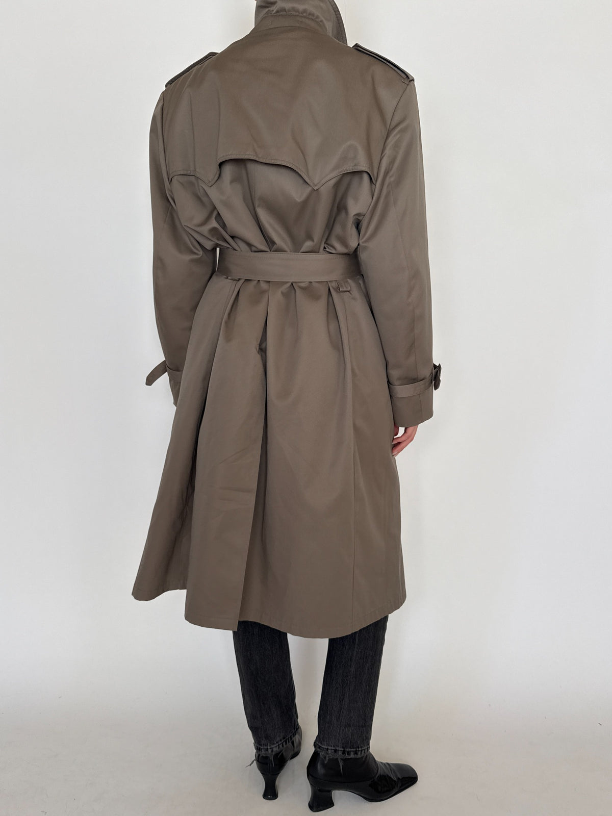 Vintage classic taupe trench coat SKU 8455