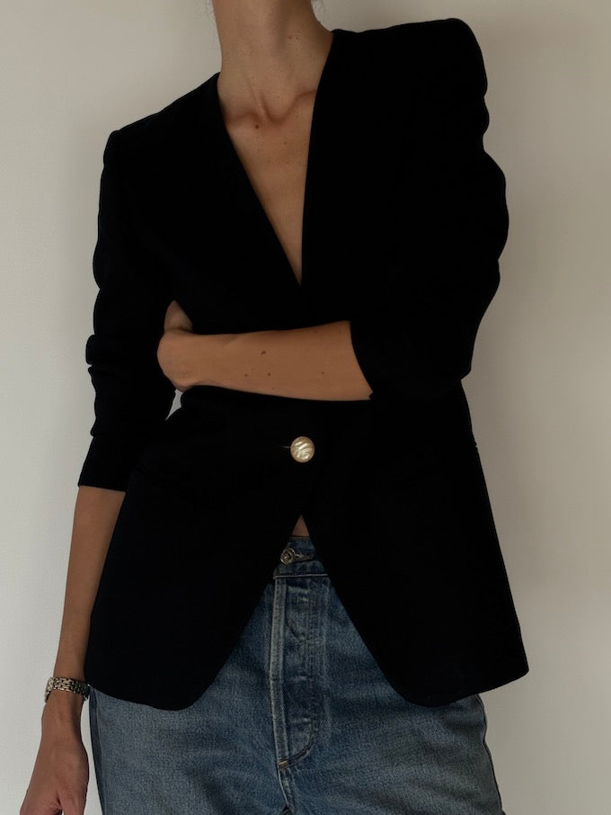 Vintage Structured Black Blazer with Pearl Button