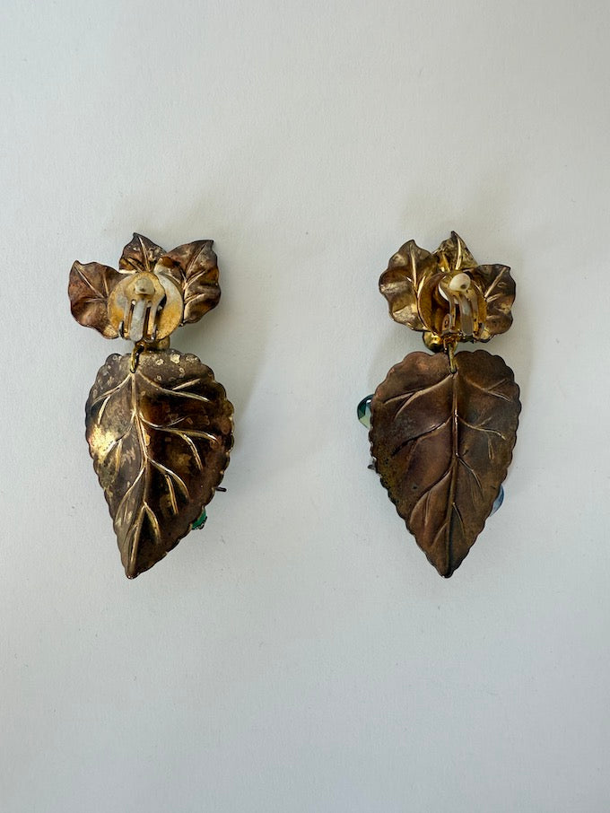 Vintage beautiful big ornate botanical clip-on earrings