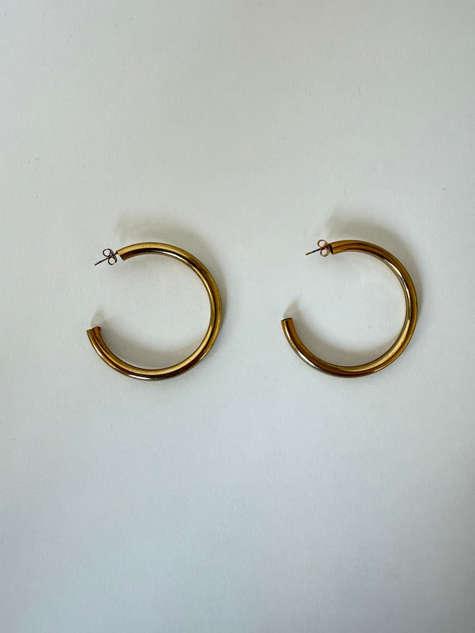 Vintage silver-toned silver-toned medium hoops