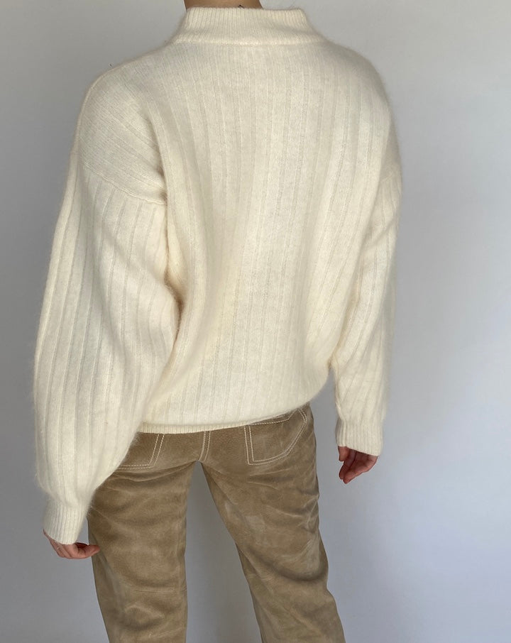 VINTAGE CREAM ANGORA SWEATER 442