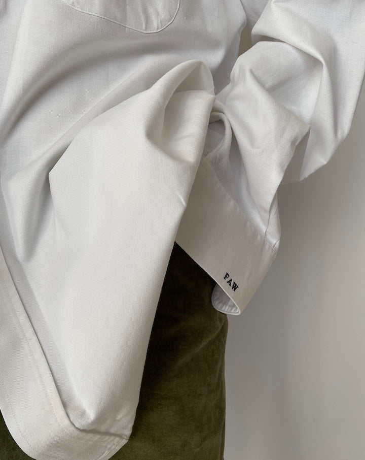 VINTAGE OVERSIZED WHITE SHIRT 2509