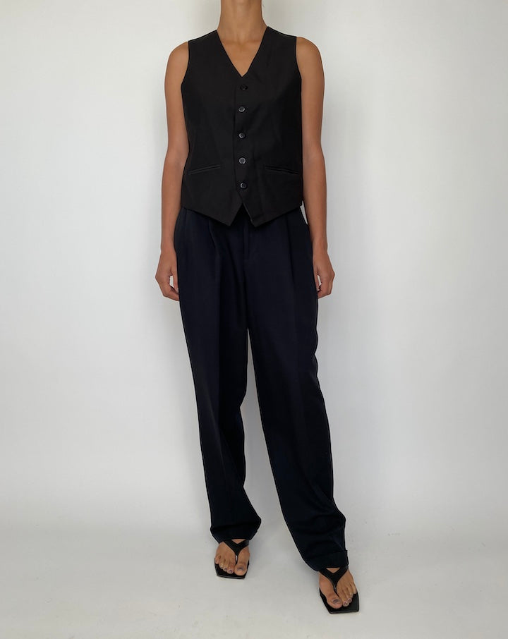 VINTAGE BLACK VEST 2513