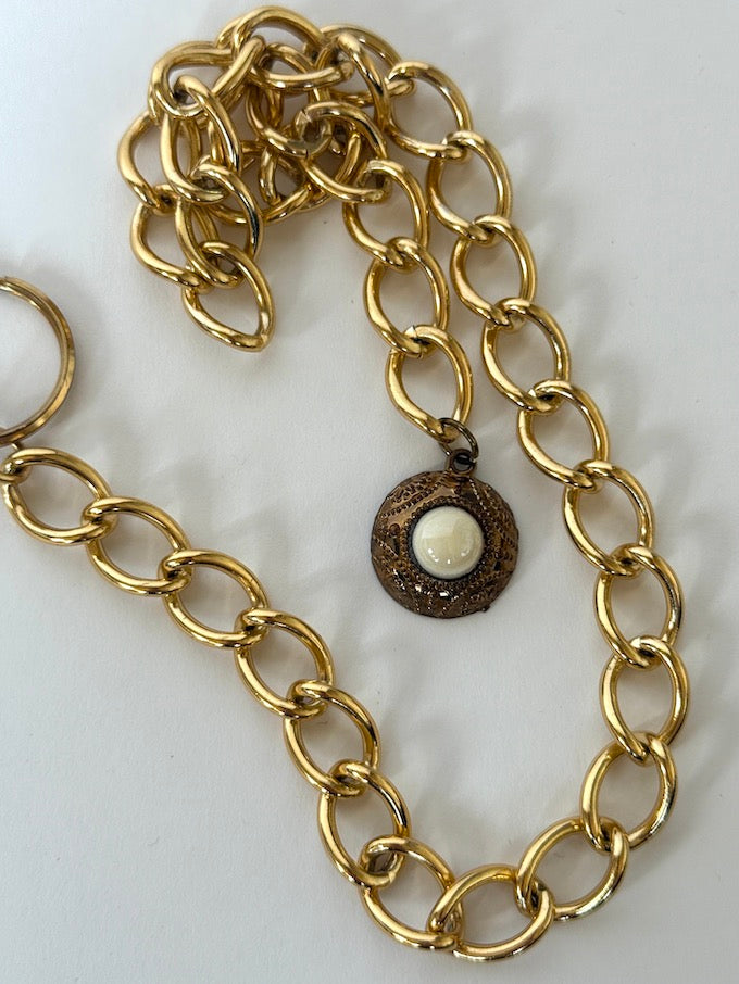 Vintage Gold Cameo Chain Belt