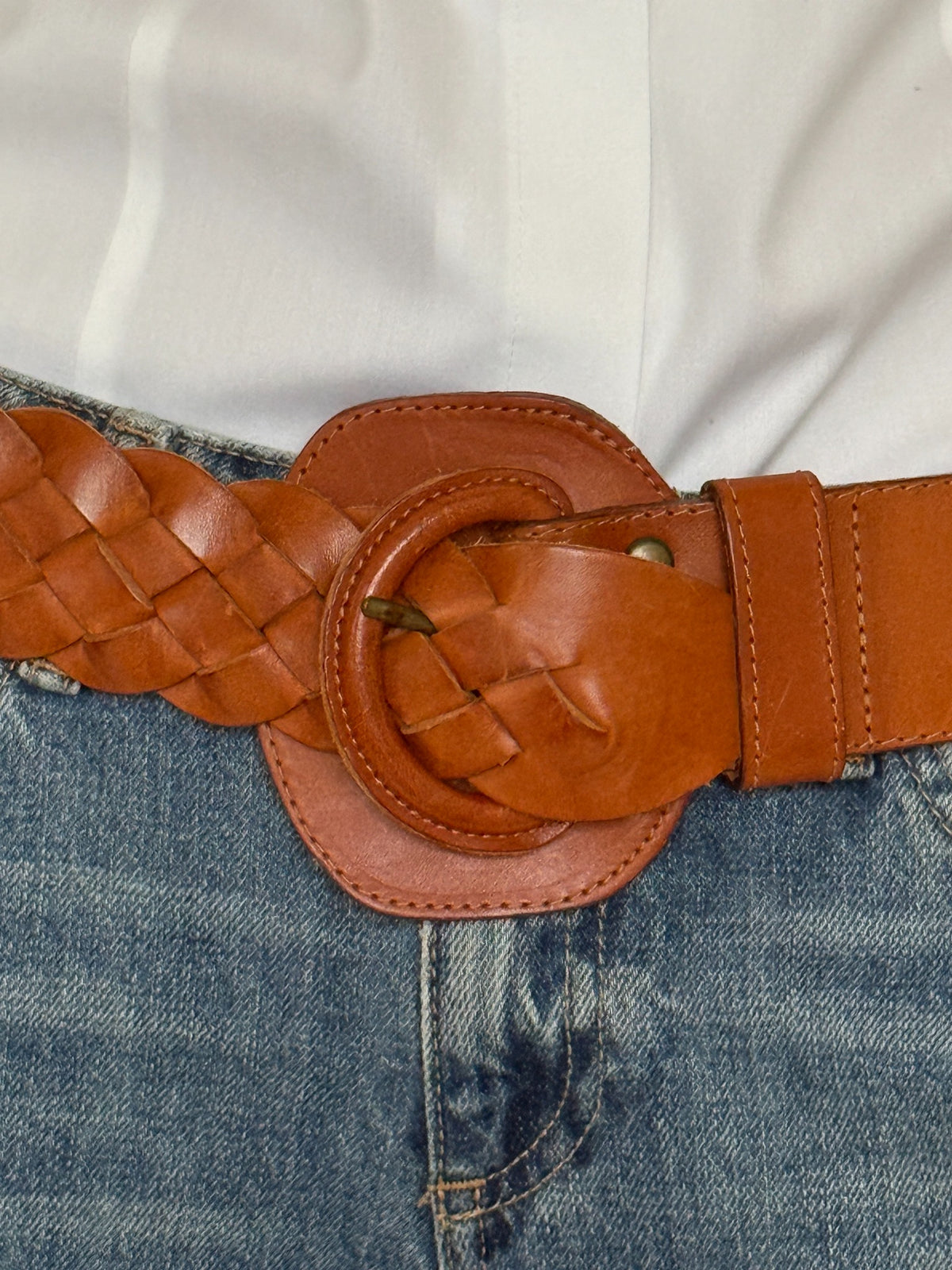 Vintage braided leather belt cognac leather covered buckle detail