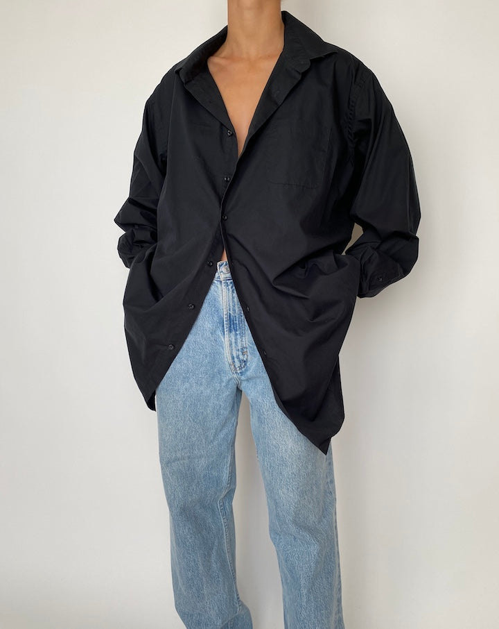 VINTAGE OVERSIZED BLACK SHIRT 2533