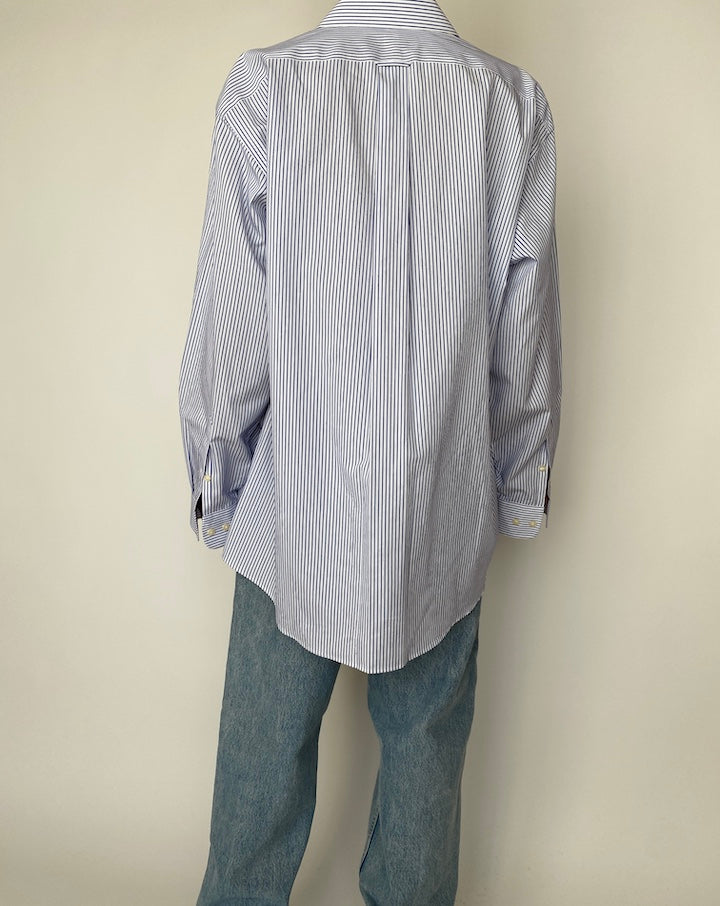 VINTAGE OVERSIZED WHITE AND BLUE STRIPED SHIRT 2537