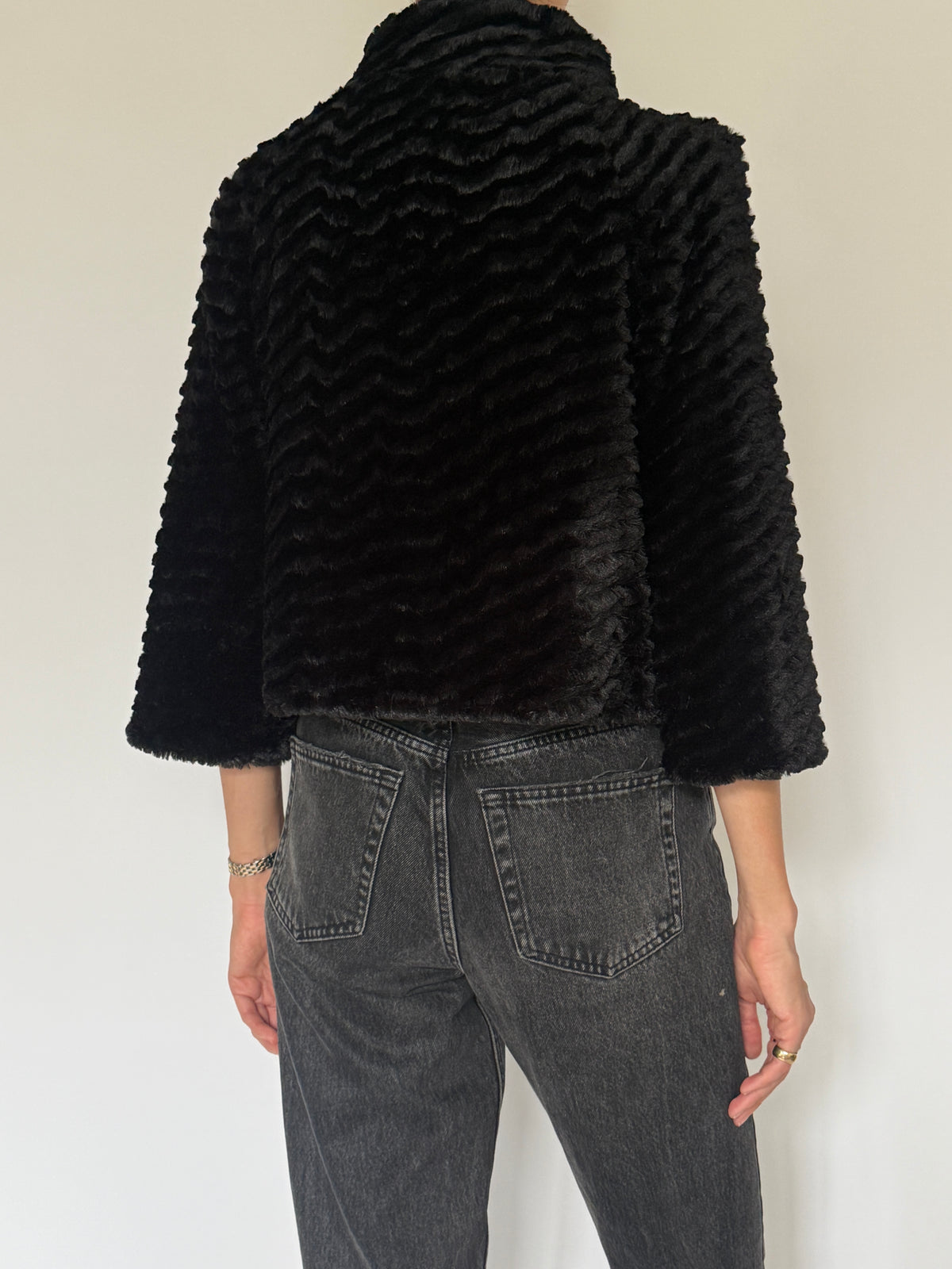 Vintage Cropped Faux Fur Jacket 7584