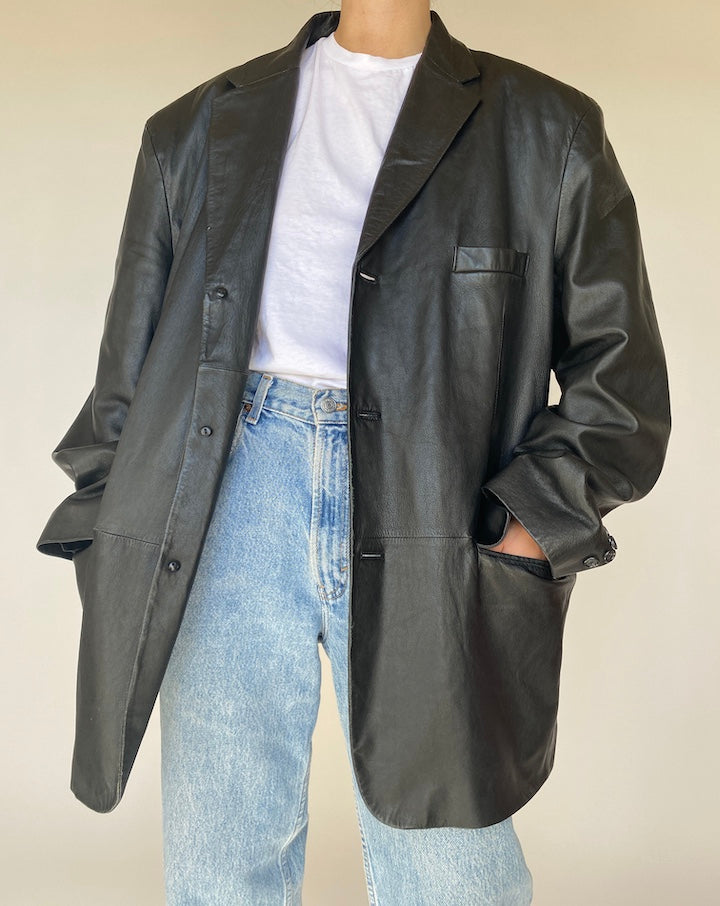 VINTAGE BLACK LEATHER JACKET 1105