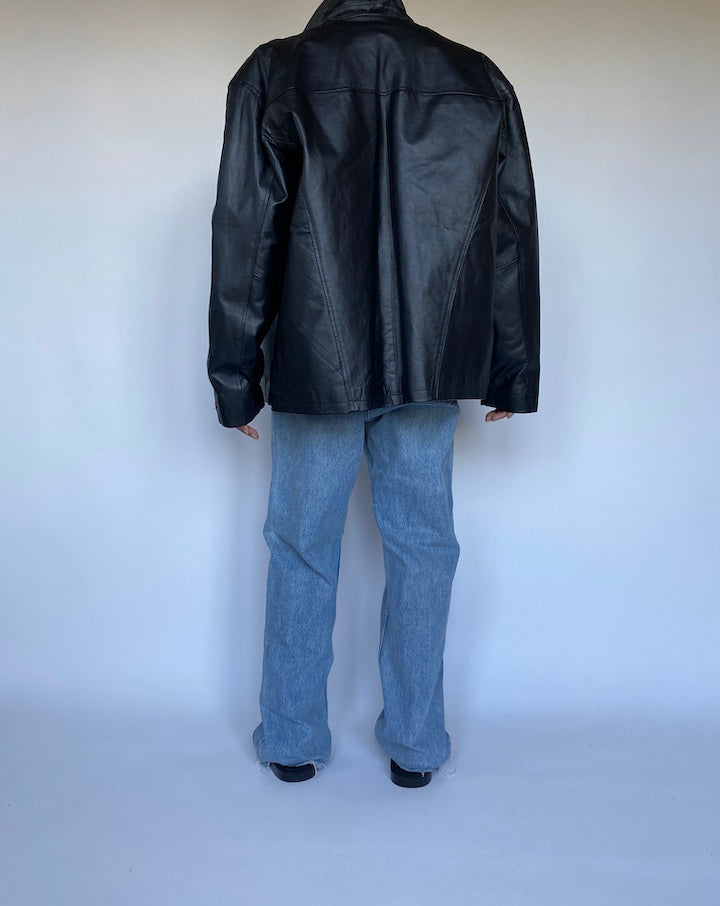VINTAGE OVERSIZED BLACK LEATHER JACKET 3040