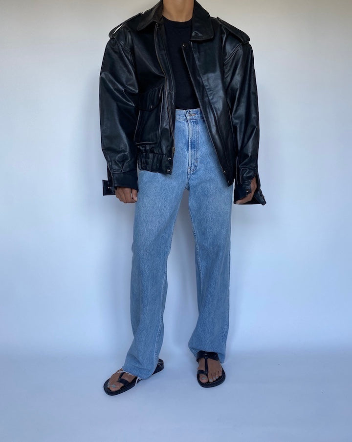 VINTAGE OVERSIZED BLACK LEATHER JACKET 3043