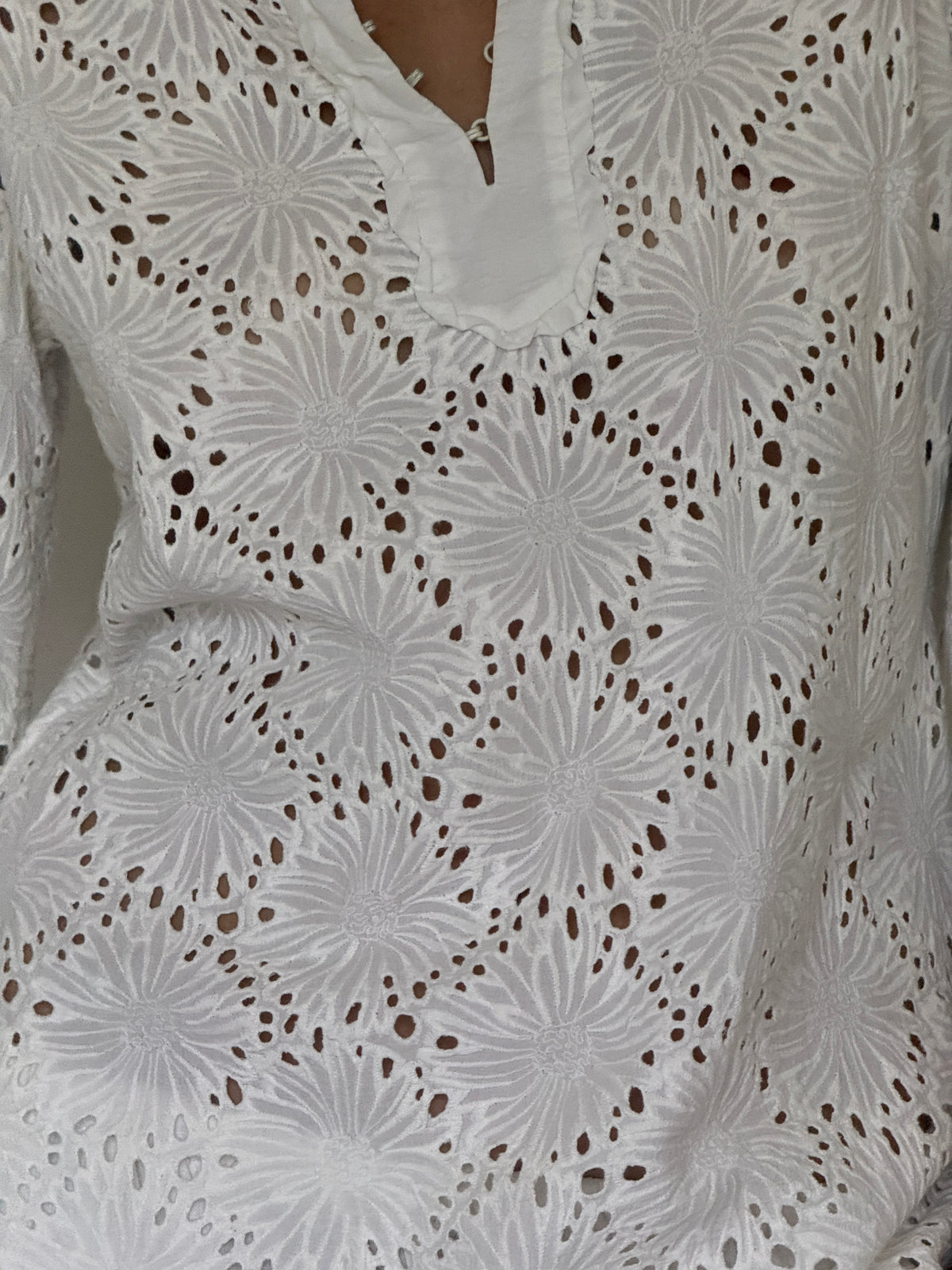 Vintage Floral Eyelet Cotton Blouse White 7612