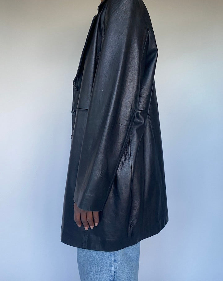 VINTAGE BLACK LEATHER COAT 3491