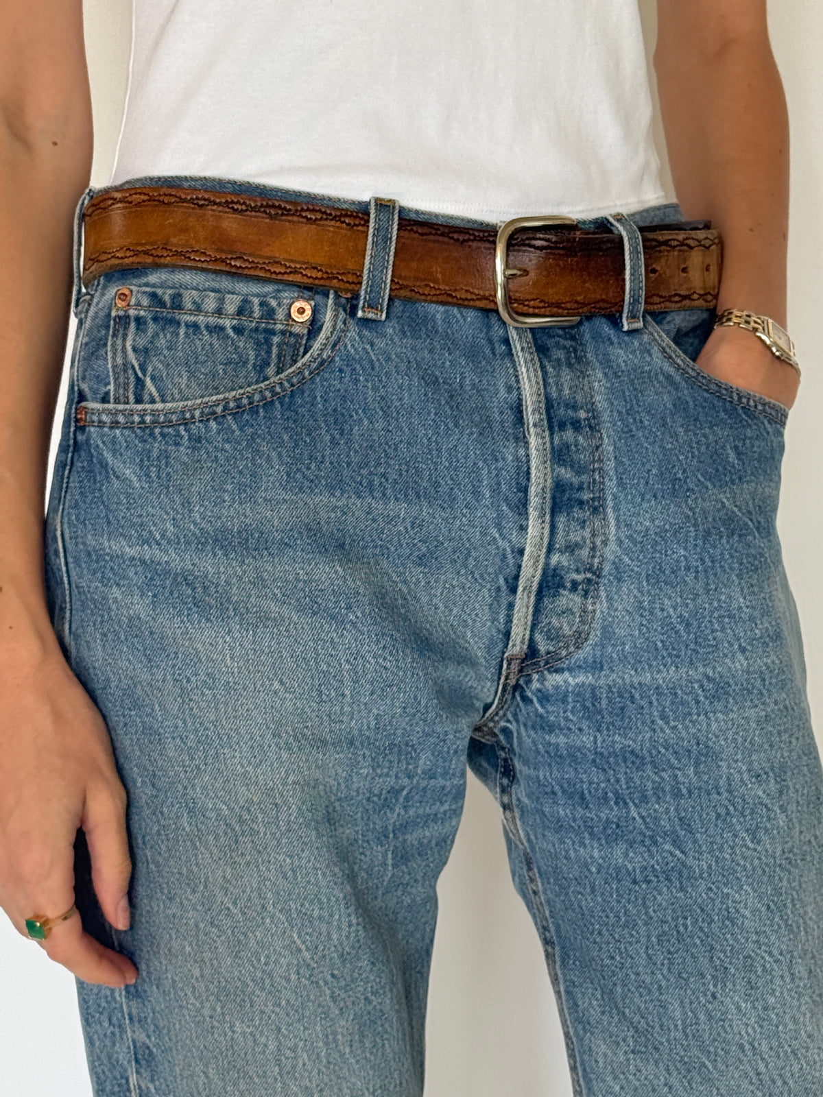 Vintage Western-Inspired Leather Belt Brown With Silver Buckle 8485